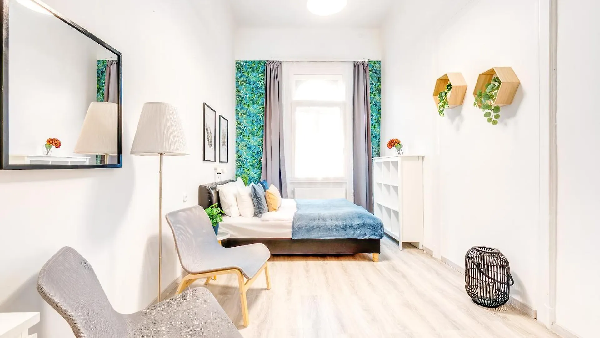 Central And Cozy - In Vivid Neighbourhood Apartamento Budapeste