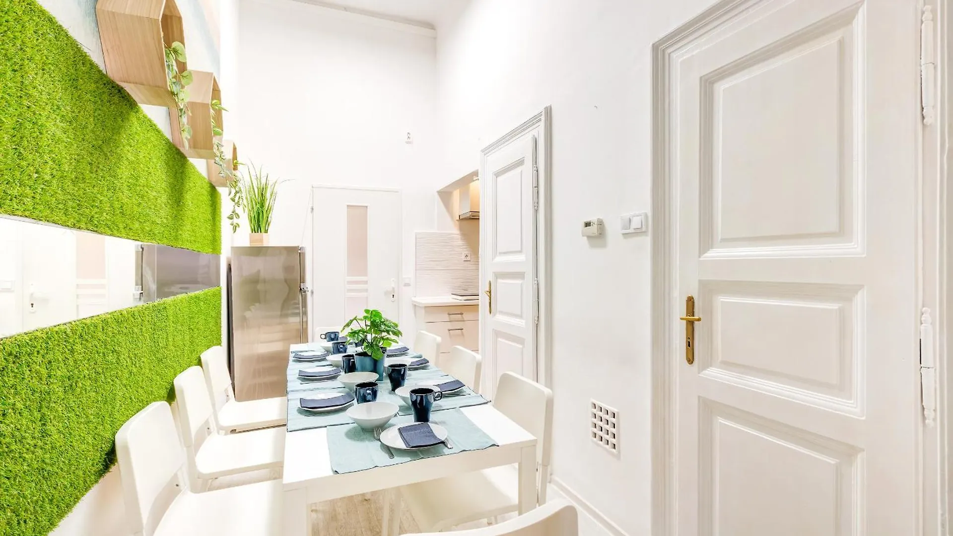 Central And Cozy - In Vivid Neighbourhood Apartamento Budapeste Hungria