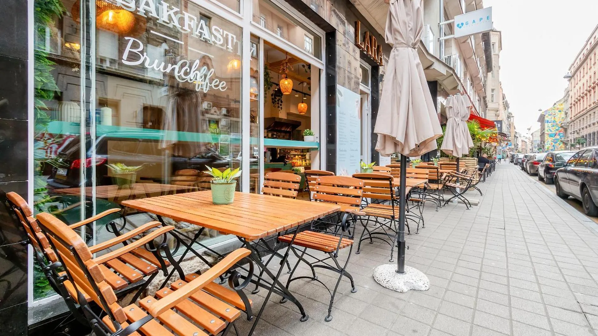 Central And Cozy - In Vivid Neighbourhood Apartamento Budapeste Hungria