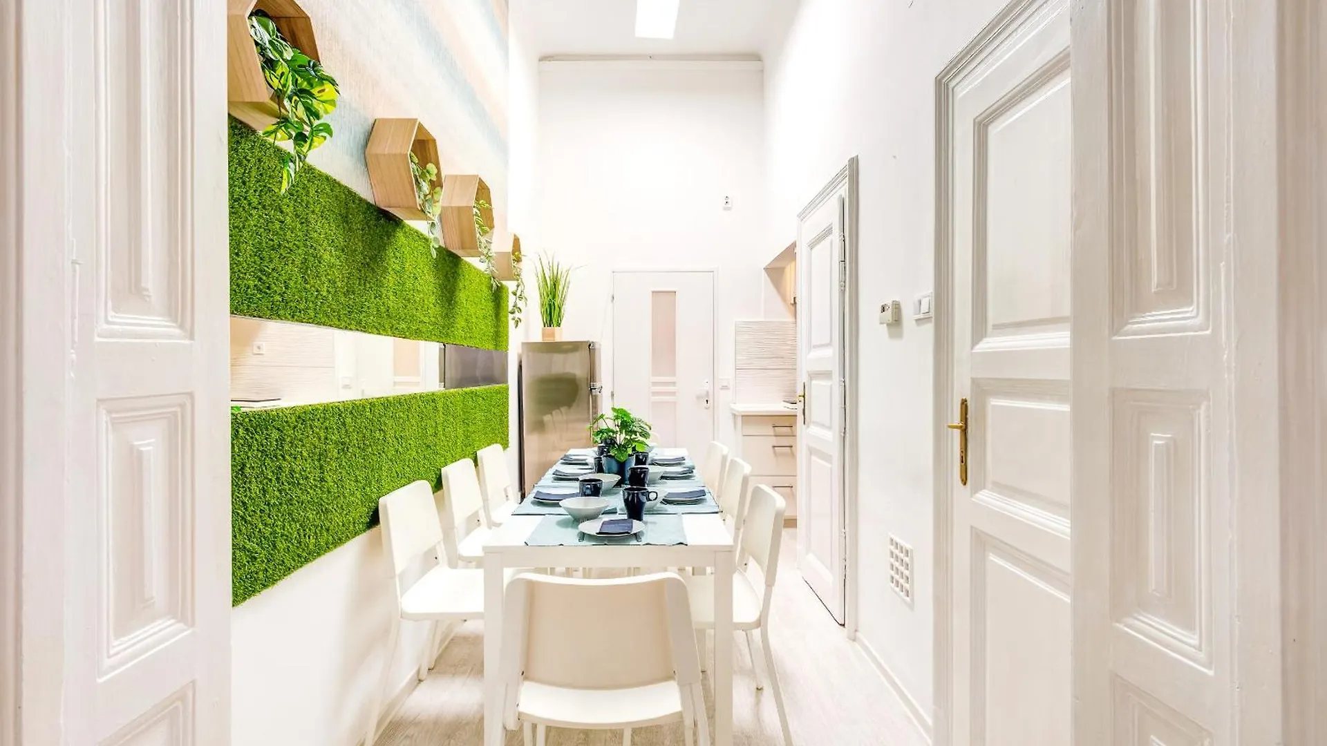 Central And Cozy - In Vivid Neighbourhood Apartamento Budapeste Hungria
